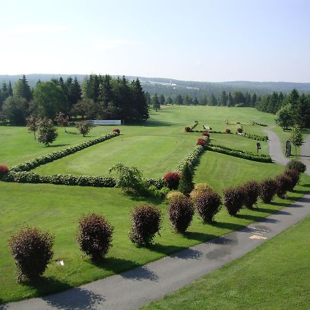 La Cache Du Golf Hotel Beauceville Exterior photo